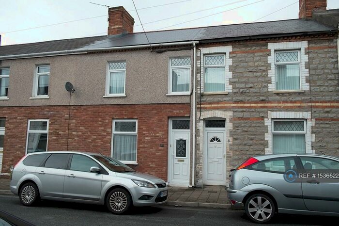 3 Bedroom Terraced House To Rent In Harriet Street, Penarth, CF64