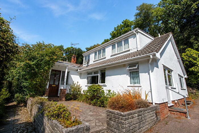 3 Bedroom Detached House For Sale In Lower Broad Oak Road, West Hill, EX11
