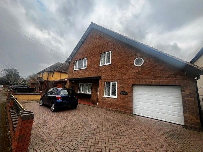 4 Bedroom Property To Rent In Park Lane, Bonehill, Tamworth, B78