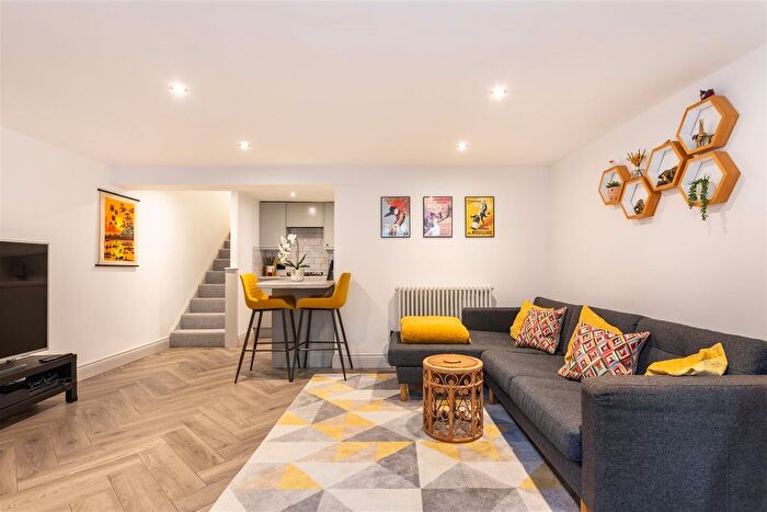 1 Bedroom Flat For Sale In Ditchling Rise, Brighton, BN1