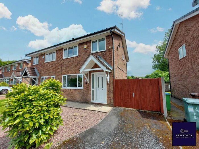 3 Bedroom Semi-Detached House To Rent In Wellens Way, Middleton, Manchester, M24