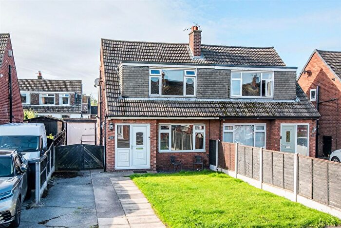 4 Bedroom Semi-Detached House For Sale In Mounsey Road, Bamber Bridge, Preston, PR5