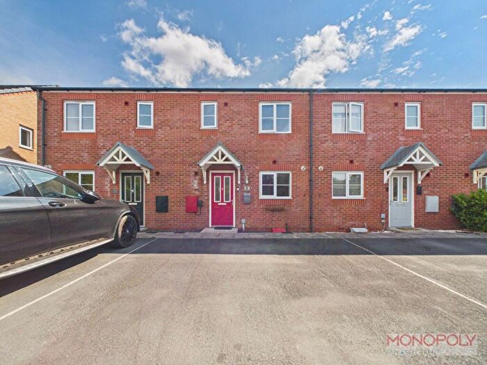 3 Bedroom Terraced House For Sale In Clos Owain, Hope, LL12