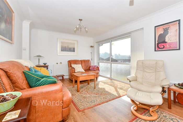 4 Bedroom Detached House For Sale In Fremantle Road, Folkestone, Kent, CT20