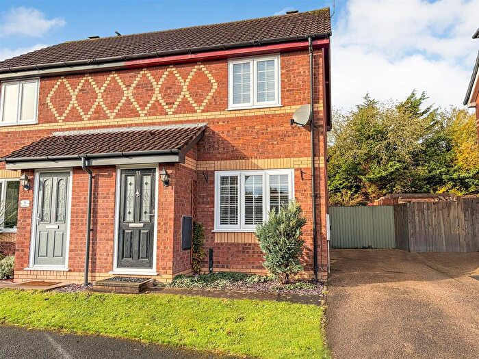 2 Bedroom Semi Detached House For Sale In Yr Helfa, Chirk, Wrexham, LL14