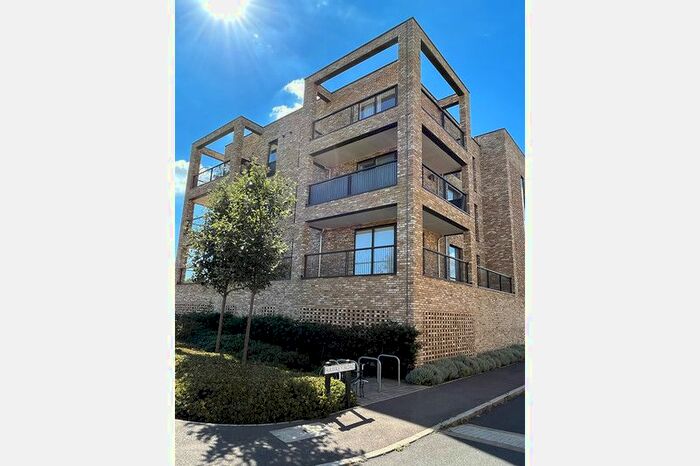2 Bedroom Flat To Rent In Hawkey Road, Trumpington, Cambridge, CB2