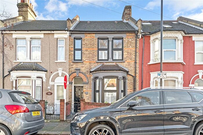 3 Bedroom Terraced House For Sale In Melbourne Road, Walthamstow, London, E17