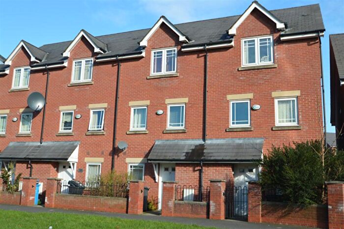 4 Bedroom House To Rent In Bold Street, Hulme, Manchester, M15