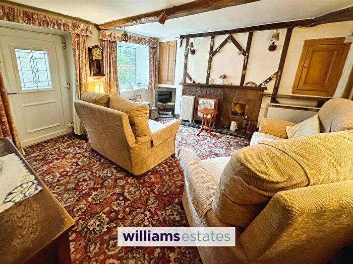 2 Bedroom Character Property For Sale In Ruthin Road, Mold, CH7