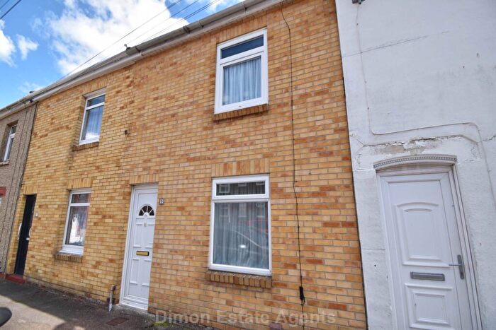 2 Bedroom Terraced House For Sale In Inverness Road, Gosport, PO12