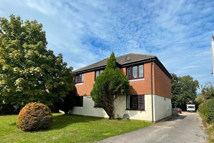 1 Bedroom Flat To Rent In Sunny Court, Crowborough, TN6