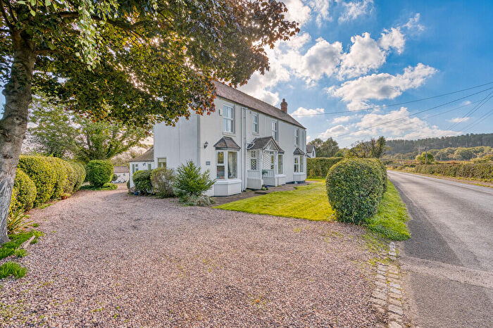 4 Bedroom Detached House For Sale In Meadow Lane, Little Haywood, ST18