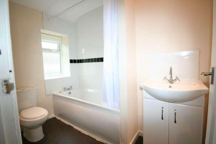 2 Bedroom Cottage To Rent In Park Street, Bollington, SK10