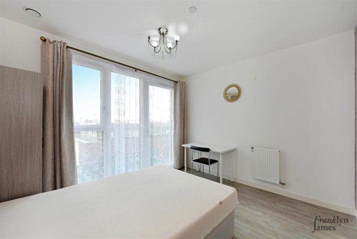 1 Bedroom Flat For Sale In Shipbuilding Way, London, E13