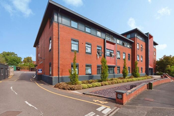 1 Bedroom Flat For Sale In Wagon Lane, Birmingham, West Midlands, B26