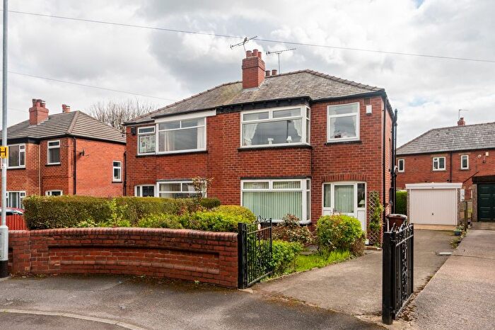 3 Bedroom Semi Detached House For Sale In Beechwood Avenue, Drighlington, BD11