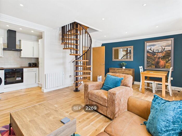 2 Bedroom Apartment To Rent In Albion Street, Hull, HU1