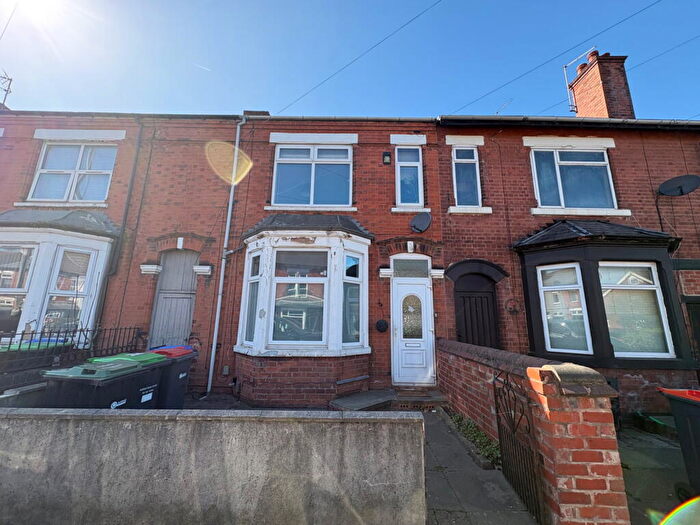 5 Bedroom Terraced House For Sale In Kirkby Road, Sutton-in-ashfield, NG17