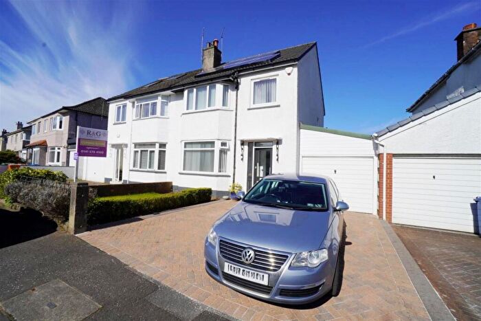 3 Bedroom Semi-Detached House For Sale In Adamslie Drive, Kirkintilloch, G66