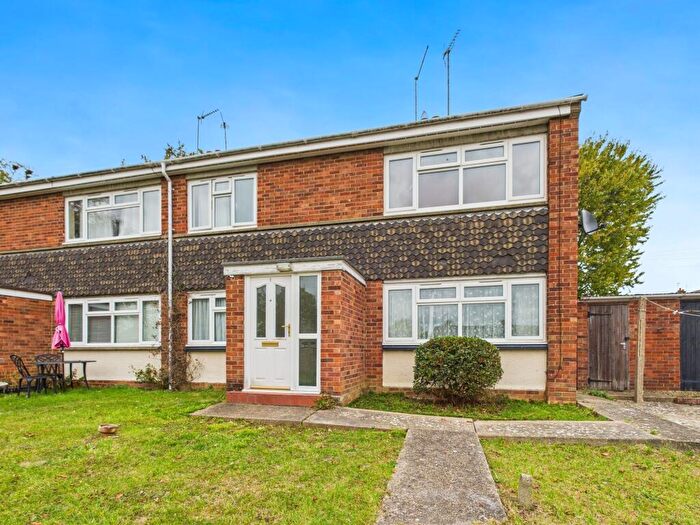 2 Bedroom Apartment For Sale In Cavendish Close, Sawtry, Cambridgeshire., PE28
