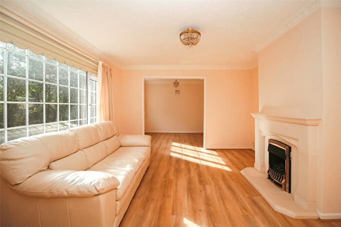 3 Bedroom Bungalow For Sale In Acacia Close, Bideford, Devon, EX39