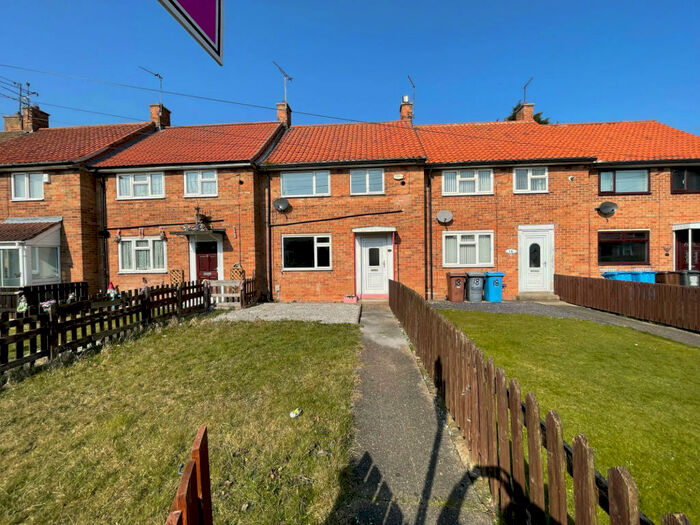 2 Bedroom Terraced House To Rent In Stapleford Close, Hull, Yorkshire, HU9
