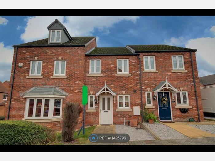 2 Bedroom Terraced House To Rent In Kents Grove, Goldthorpe, Rotherham, S63