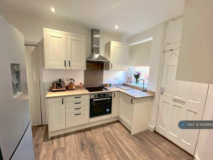 3 Bedroom Terraced House To Rent In Birrell Road, Forest Fields, Nottingham, NG7