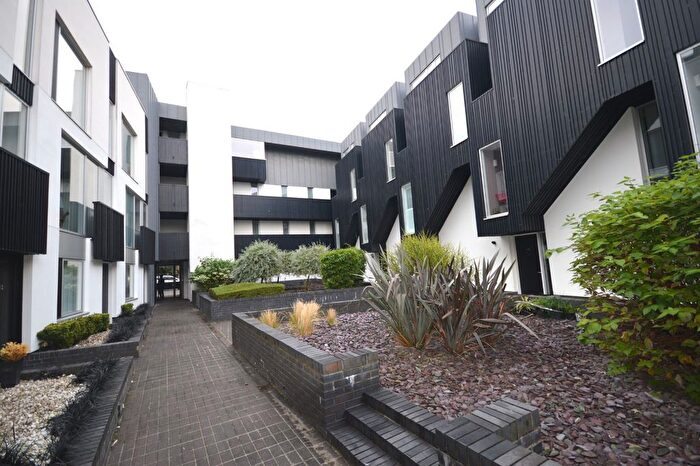 1 Bedroom Flat To Rent In Cemetery Road, Sheffield, South Yorkshire, S11