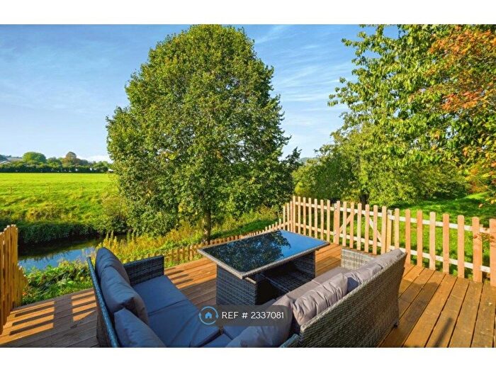 3 Bedroom Terraced House To Rent In Monnow Keep, Monmouth, NP25
