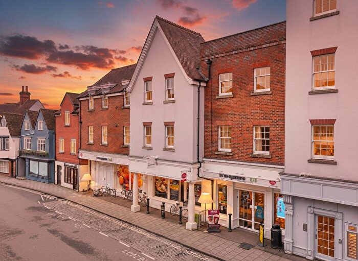 2 Bedroom Flat For Sale In West St. Helen Street, St. Helen House, OX14