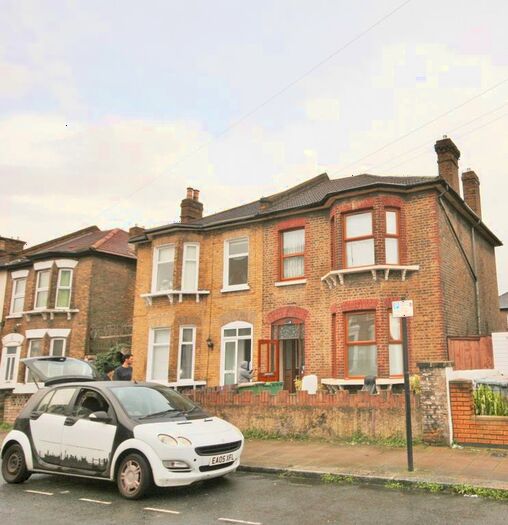 5 Bedroom Semi-Detached House To Rent In Cecil Road, London, E13