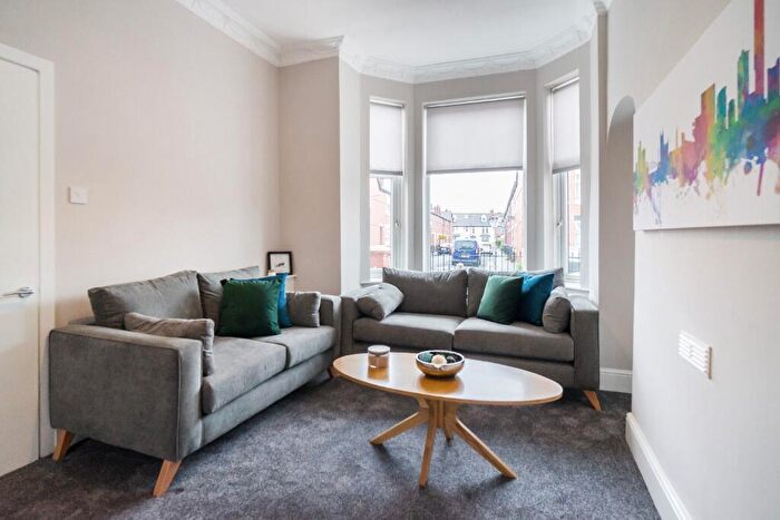5 Bedroom Terraced House To Rent In Seedley Park Road, Salford, Manchester, M6