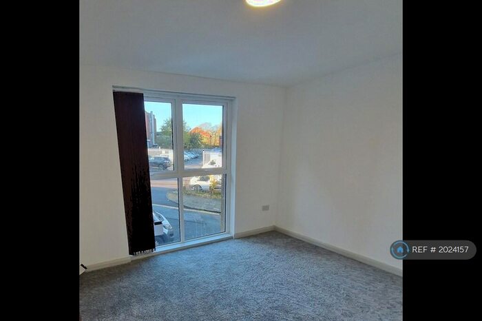 1 Bedroom Flat To Rent In Drake Street, Rochdale, OL16