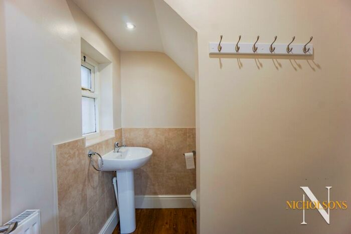 4 Bedroom Terraced House To Rent In Victoria Road, Retford, Nottinghamshire, DN22