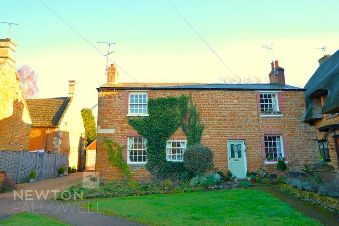 2 Bedroom Cottage To Rent In Main Street, Preston, Oakham, LE15