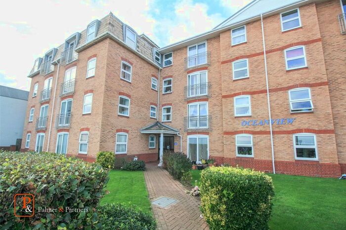 2 Bedroom Flat To Rent In Ocean View, Walton-On-The-Naze, Essex CO14