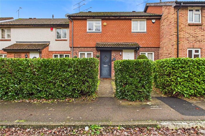 2 Bedroom Terraced House For Sale In Huscarle Way, Tilehurst, Reading, Berkshire, RG31