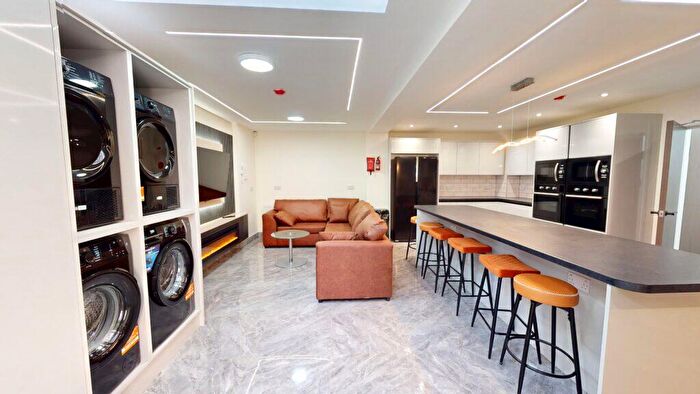 9 Bedroom House To Rent In Rookery Road, Selly Oak, Birmingham, B29