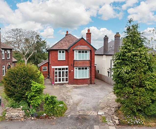 3 Bedroom Detached House For Sale In Holyhead Road, Wellington, Telford, Shropshire, TF1