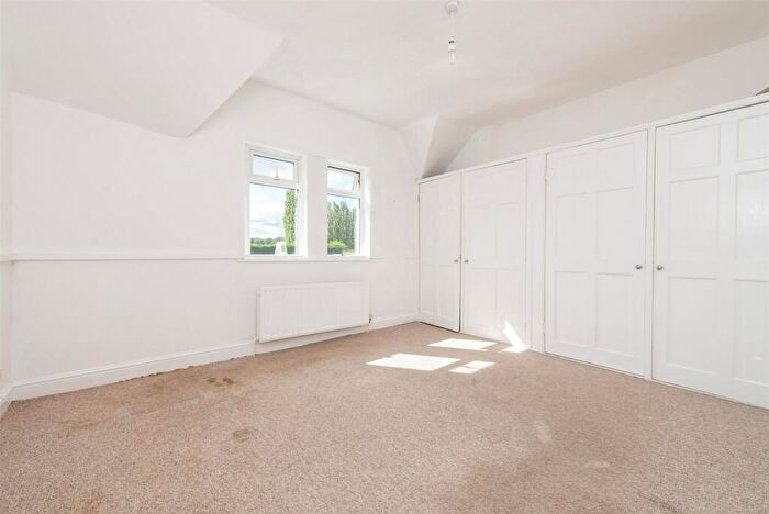 2 Bedroom Semi-Detached House For Sale In Tylers Green Road, Swanley, Kent, BR8