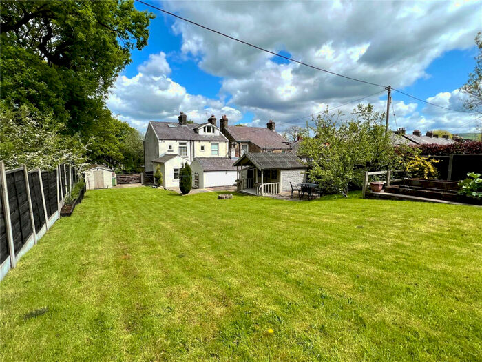 3 Bedroom House To Rent In Buxton Road; Newtown; Disley., SK12