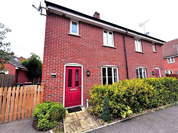 3 Bedroom Semi-Detached House To Rent In Drayhorse Crescent, Woburn Sands, Milton Keynes, MK17