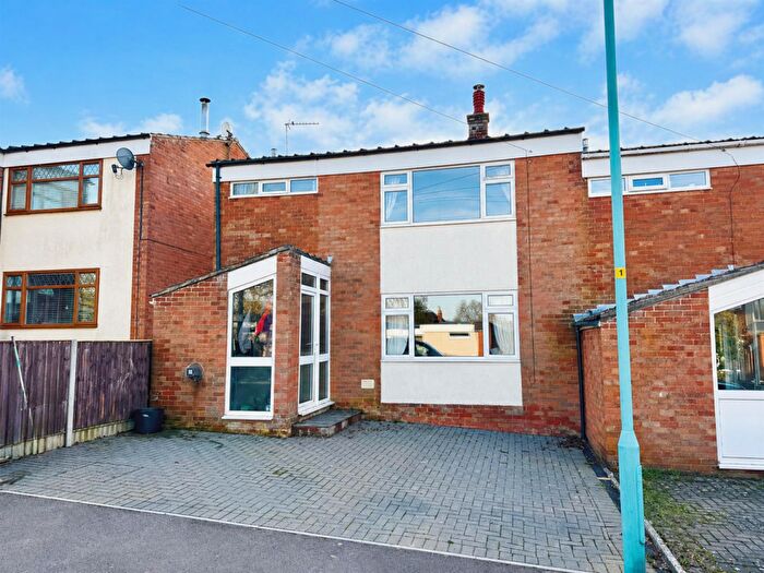 3 Bedroom End Of Terrace House For Sale In The Crypt Estate, Dymock, GL18