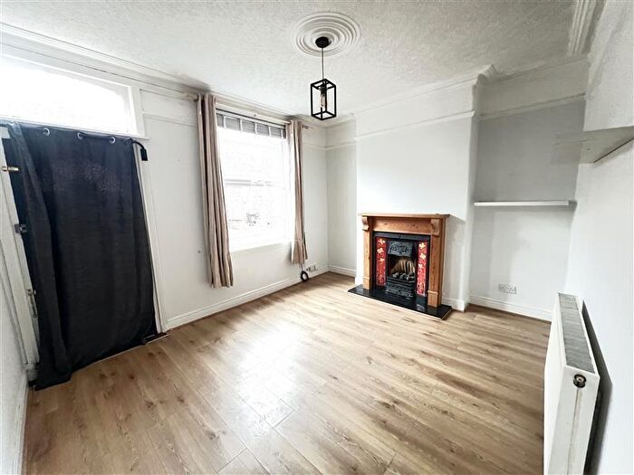 2 Bedroom House To Rent In Countess Street, Stockport, SK2