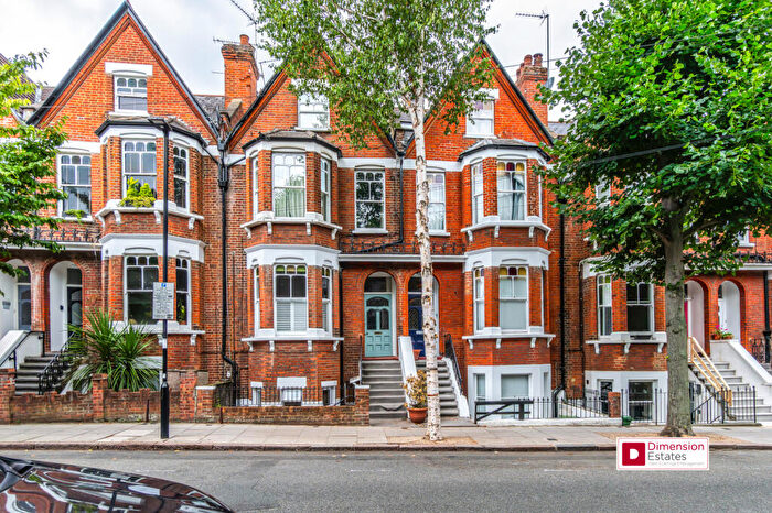 1 Bedroom Flat To Rent In Arvon Road, Islington, Highbury & Islington, N5
