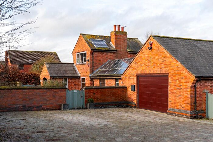 3 Bedroom Detached House For Sale In Sowters Lane, Burton-On-The-Wolds, LE12