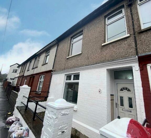 4 Bedroom Semi-Detached House To Rent In The Parade, Church Village, Pontypridd, CF38