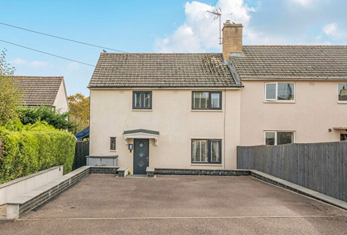 3 Bedroom Semi Detached House For Sale In The Daffodils, Kings Stanley, Stonehouse, Gloucestershire, GL10