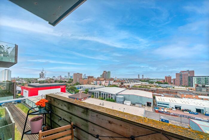1 Bedroom Flat For Sale In Hoey Court, Barry Blandford Way, Bow, London, E3